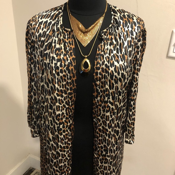 Vanity Fair Other - Vintage Leopard Print Robe / Duster! Cute! 🐆